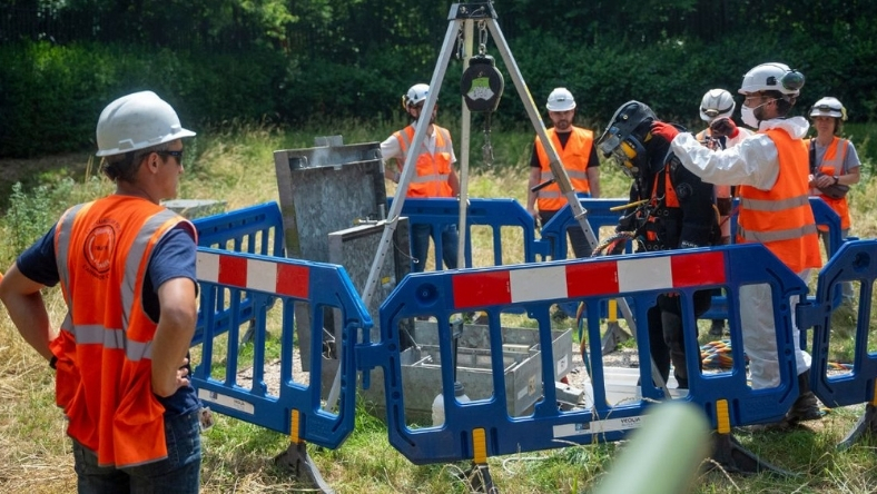 Listening Without Pause: The Tech Behind Europe’s Leak Fight